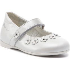 Półbuty PRIMIGI - 3418311 S Bianco. Białe buty dziewczęce komunijne Primigi, bez zapięcia. Za 219,00 zł.