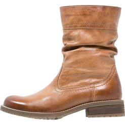 Pier One Botki cognac. Brązowe botki damskie na zamek Pier One, z materiału. Za 339,00 zł.