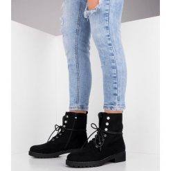 Botki damskie Bestelle BK-08 Czarne. Czarne botki damskie Bestelle, z tworzywa sztucznego, klasyczne, na niskim obcasie, na obcasie, na zamek. Za 119,00 zł.