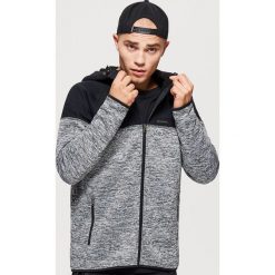 Bluza polarowa typu softshell - Szary. Szare bluzy męskie Cropp, l, z polaru. Za 149,99 zł.