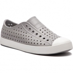 Trampki NATIVE - Jefferson 11100100-1501 Pigeon Grey/Shell White. Szare tenisówki męskie Native, z gumy. W wyprzedaży za 149,00 zł.