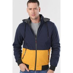 Granatowa Dwustronna Kurtka Nemoraith. Niebieskie kurtki męskie Born2be, xl, bez wzorów, bez kaptura. Za 169,99 zł.
