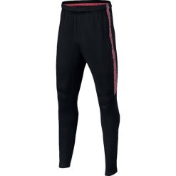 Chinosy chłopięce: Nike Spodnie dziecięce B Dry Squad Pant czarno-czerwone r. XL 176 cm (859297 015)