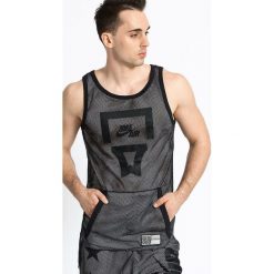 Nike Sportswear - T-shirt Air Pivot V3 Mesh. Czarne bez kategorii marki Nike Sportswear, xl, z nadrukiem, z poliesteru, z okrągłym kołnierzem. W wyprzedaży za 99,90 zł.