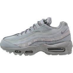Trampki męskie: Nike Sportswear AIR MAX 95 ESSENTIAL Tenisówki i Trampki cool grey