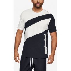Under Armour Pursuit Court Koszulka Czarny Biały. Czarne podkoszulki męskie Under Armour, xs, w paski, z elastanu, bez kołnierzyka, z krótkim rękawem, krótkie. Za 240,95 zł.