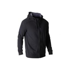 Bluza na zamek z kapturem Gym & Pilates 900 męska. Czarne bluzy męskie marki DOMYOS, xl, z elastanu, z kapturem. Za 79,99 zł.
