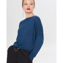 Sweter basic z wiskozą - Niebieski. Niebieskie swetry damskie Mohito, s, bez wzorów, z wiskozy, bez rękawów, bez kaptura. Za 59,99 zł.