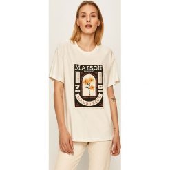 Scotch & Soda - T-shirt. Białe bluzki damskie Scotch & Soda, m, z aplikacjami, z bawełny, casualowe, z okrągłym kołnierzem, z krótkim rękawem. W wyprzedaży za 129,90 zł.