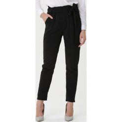Czarne Spodnie Georgina. Czarne spodnie damskie Born2be, xl, bez wzorów, z tkaniny, eleganckie, długie. Za 59,99 zł.