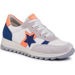 Sneakersy PRIMIGI - 5378422 D Perl. Szare trampki chłopięce Primigi, bez wzorów, z zamszu, na sznurówki. W wyprzedaży za 219,00 zł.