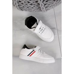 Białe buty sportowe na rzep casu 106. Białe buty chłopięce sportowe Casu, bez zapięcia. Za 49,99 zł.