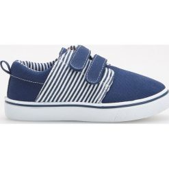 Buty sportowe chłopięce: Tenisówki zapinane na rzepy – Granatowy