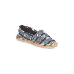 Espadryle André MER D'HUILE. Niebieskie espadryle damskie Andre. Za 63,20 zł.