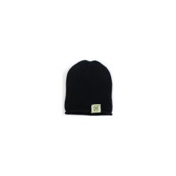 Czarna Beanie Avantura. Szare czapki damskie marki Avantura, z aplikacjami. Za 59,00 zł.