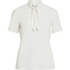 VILA Damska bluzka VISURI S / S T-SHIRT / KI Cloud Dancer (rozmiar M). Bluzki damskie Vila, do pracy, s, bez wzorów, biznesowe, bez kołnierzyka, bez rękawów. W wyprzedaży za 63,00 zł.