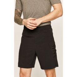Calvin Klein Performance - Szorty. Czarne spodenki sportowe męskie s, z elastanu, sportowe. Za 269,90 zł.