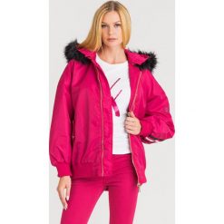 KURTKA Armani Exchange. Czerwone kurtki damskie Armani Exchange, s, z aplikacjami. Za 1209,00 zł.