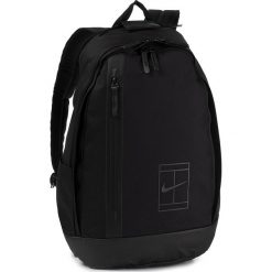 Plecak NIKE - BA5450 010 Czarny. Czarne plecaki męskie Nike, bez wzorów, z materiału, sportowe. Za 349,00 zł.