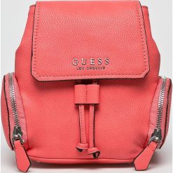 Guess Jeans - Plecak. Pomarańczowe plecaki damskie marki Guess Jeans, z aplikacjami, z poliesteru. W wyprzedaży za 399,90 zł.