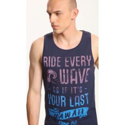 T-shirty męskie: T-SHIRT BEZ RĘKAWÓW MĘSKI Z NADRUKIEM