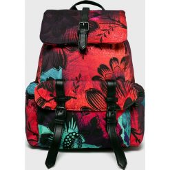 Desigual - Plecak. Czerwone plecaki damskie Desigual, bez wzorów, z bawełny. W wyprzedaży za 239,90 zł.