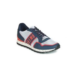 Buty Bikkembergs FENDER 2084. Niebieskie trampki męskie Bikkembergs, bez wzorów, bez zapięcia. Za 543,20 zł.