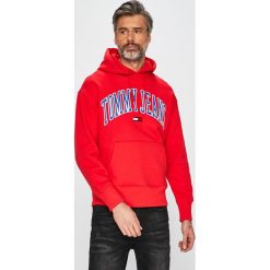 Tommy Jeans - Bluza. Niebieskie bluzy męskie marki Tommy Jeans, xl, z nadrukiem, z bawełny, z kapturem. Za 449,90 zł.