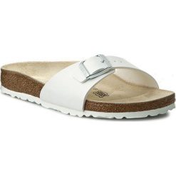 Klapki BIRKENSTOCK - Madrid 0040733 White. Białe klapki damskie Birkenstock, bez wzorów, ze skóry ekologicznej, bez obcasa. Za 219,00 zł.