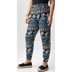 Czarno-Niebieskie Spodnie Loraenne. Czarne jeansy damskie Born2be, xl. W wyprzedaży za 34,99 zł.