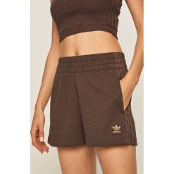 Adidas Originals - Szorty. Szare spodenki sportowe damskie adidas Originals, bez wzorów, z dzianiny, sportowe. Za 139,90 zł.