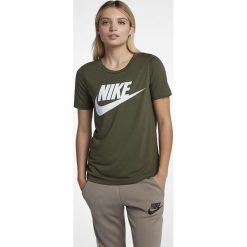 Nike - Top. Zielone topy damskie Nike, xs, z nadrukiem, z poliesteru, z okrągłym kołnierzem. Za 179,90 zł.