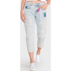 TWINSET Dżinsy Niebieski. Niebieskie jeansy damskie Twinset. Za 850,95 zł.