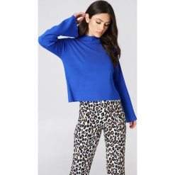 NA-KD Sweter z golfem i szerokim rękawem - Blue. Niebieskie golfy damskie marki NA-KD, z dzianiny. W wyprzedaży za 60,98 zł.