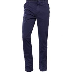 Chinosy męskie: BOSS Green RICE Chinosy navy