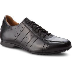 Półbuty GINO ROSSI - Tino MPV917-P02-1800-9900-S 99. Czarne półbuty męskie Gino Rossi, na co dzień, bez wzorów, ze skóry, eleganckie, bez zapięcia. W wyprzedaży za 219,00 zł.