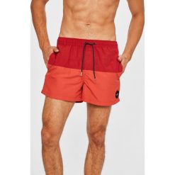 Quiksilver - Szorty. Szare spodenki sportowe męskie Quiksilver, xl, z poliesteru. W wyprzedaży za 159,90 zł.