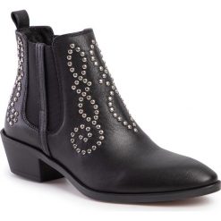 Sztyblety INUOVO - 165006 Black. Czarne kozaki damskie Inuovo, ze skóry, bez obcasa, bez zapięcia. W wyprzedaży za 239,00 zł.