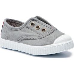 Trampki CIENTA - 70997 Gris 23. Szare trampki dziewczęce Cienta, bez wzorów, z gumy, bez zapięcia. W wyprzedaży za 89,00 zł.