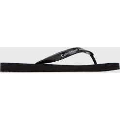 Calvin Klein Jeans - Japonki. Czarne kapcie męskie Calvin Klein Jeans, z jeansu, bez zapięcia. W wyprzedaży za 129,90 zł.