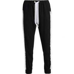 Bryczesy damskie: Navy London JLO Spodnie treningowe black