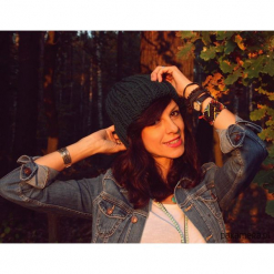 Czapka beanie zieleń handmade z wełną. Zielone czapki zimowe damskie Pakamera, z wełny. Za 105,00 zł.