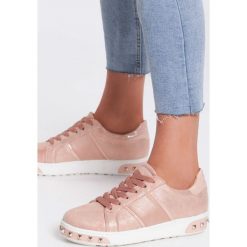 Różowe Sneakersy Amor De Mi Vida. Różowe sneakersy damskie vices. Za 39,99 zł.