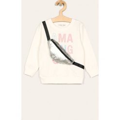 Name it - Bluza dziecięca 92-110 cm. Białe bluzy dziewczęce Name it, bez wzorów, z dzianiny, bez rękawów, z kapturem. W wyprzedaży za 59,90 zł.