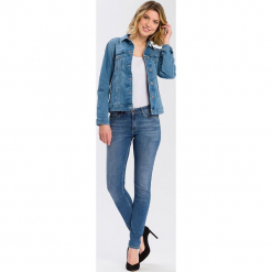 Dżinsy "Alan" - Skinny fit - w kolorze błękitnym. Niebieskie rurki damskie marki Cross Jeans, z aplikacjami. W wyprzedaży za 113,95 zł.