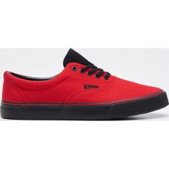 Trampki - Czerwony. Czerwone trampki męskie Cropp, bez wzorów, bez zapięcia. Za 99,99 zł.