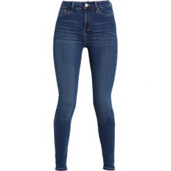 Topshop Tall JAMIE Jeans Skinny Fit blue denim. Niebieskie rurki damskie marki Topshop Tall. Za 209,00 zł.