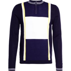 PS by Paul Smith MENS ZIP NECK Sweter black. Czarne swetry klasyczne męskie marki PS by Paul Smith, m, z materiału. W wyprzedaży za 379,60 zł.