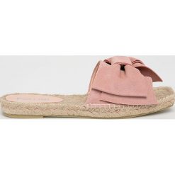 Pollini - Klapki. Różowe klapki damskie Pollini, ze skóry. W wyprzedaży za 219,90 zł.