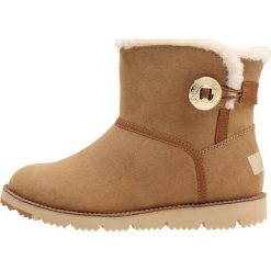 S.Oliver RED LABEL Botki nut. Czerwone botki damskie marki s.Oliver RED LABEL, z materiału. W wyprzedaży za 143,40 zł.